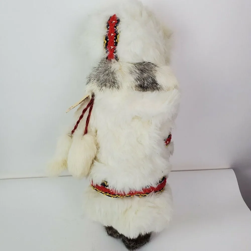 NWT‎ Disney Vintage Eskimo Indian Doll Authentic Fur Made in Canada